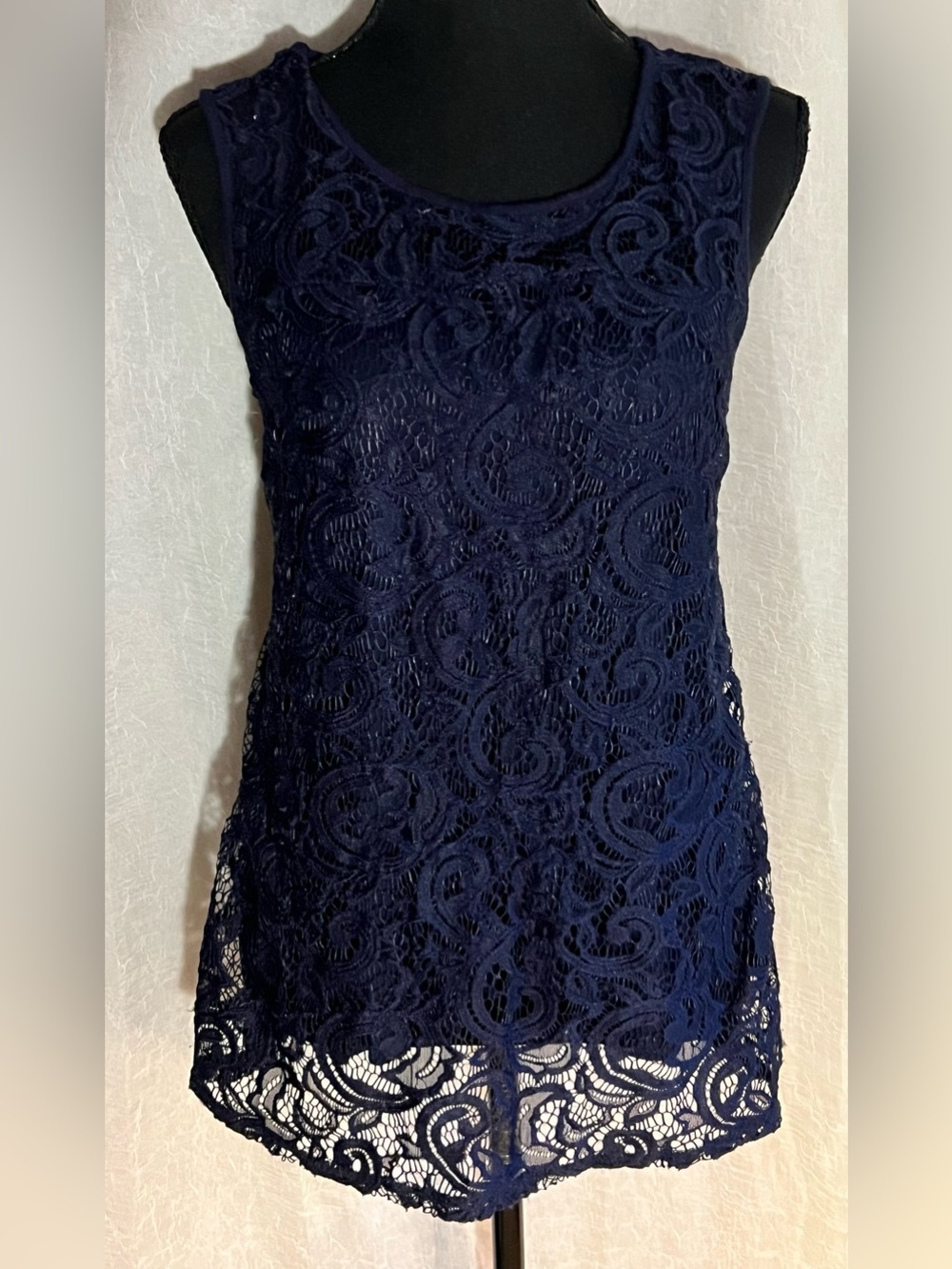 Women's Navy Lace Sleeveless Top